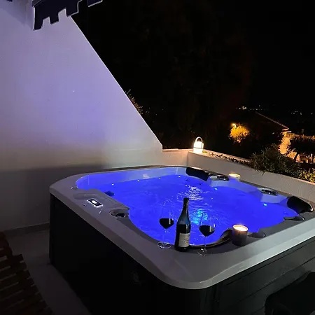Apartment Sun Hills 4 *