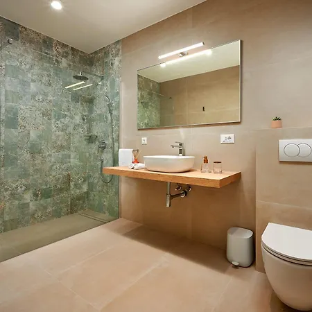 Apartment Sun Hills 4 *