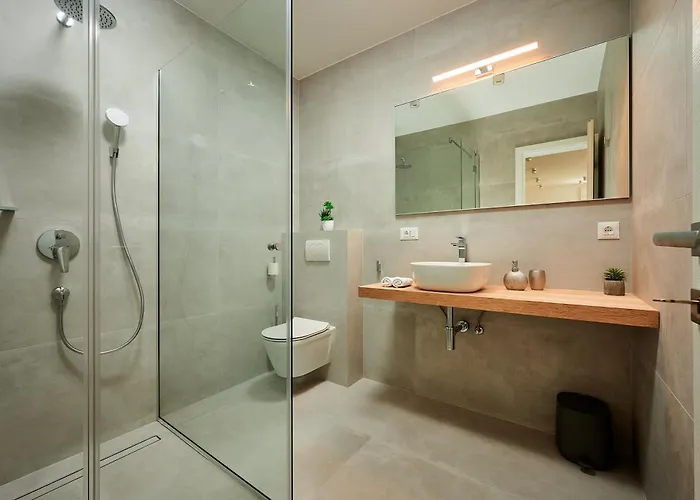 Апартаменты Sun Hills 4 *
