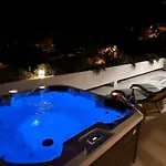 Sun Hills 4 *